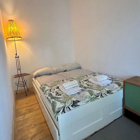 קרקוב Tenement Apartment 90M2 City Center מראה חיצוני תמונה