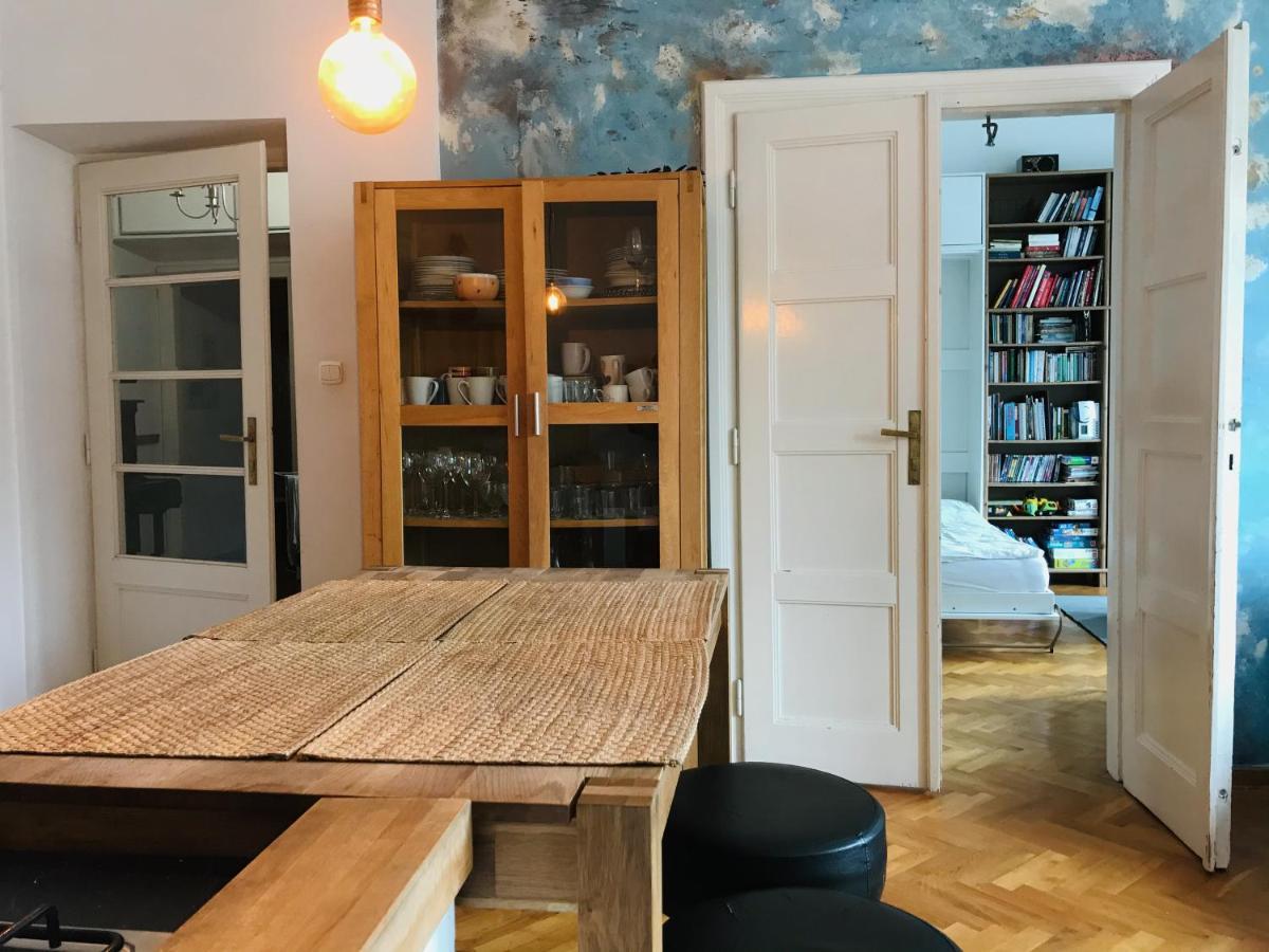 קרקוב Tenement Apartment 90M2 City Center מראה חיצוני תמונה