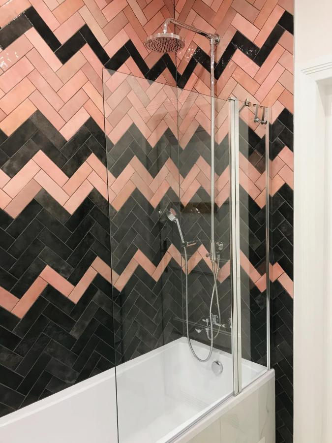 קרקוב Tenement Apartment 90M2 City Center מראה חיצוני תמונה