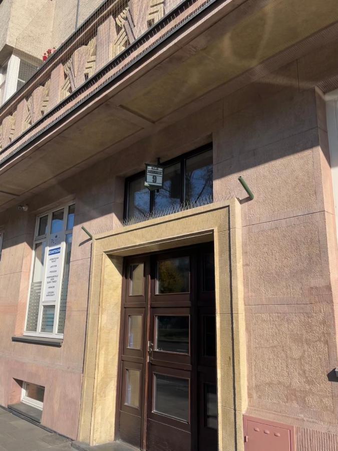 קרקוב Tenement Apartment 90M2 City Center מראה חיצוני תמונה