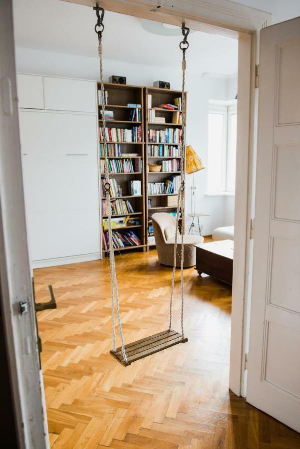 קרקוב Tenement Apartment 90M2 City Center מראה חיצוני תמונה