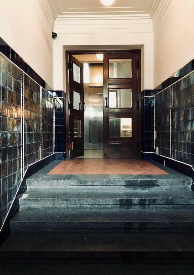 קרקוב Tenement Apartment 90M2 City Center מראה חיצוני תמונה